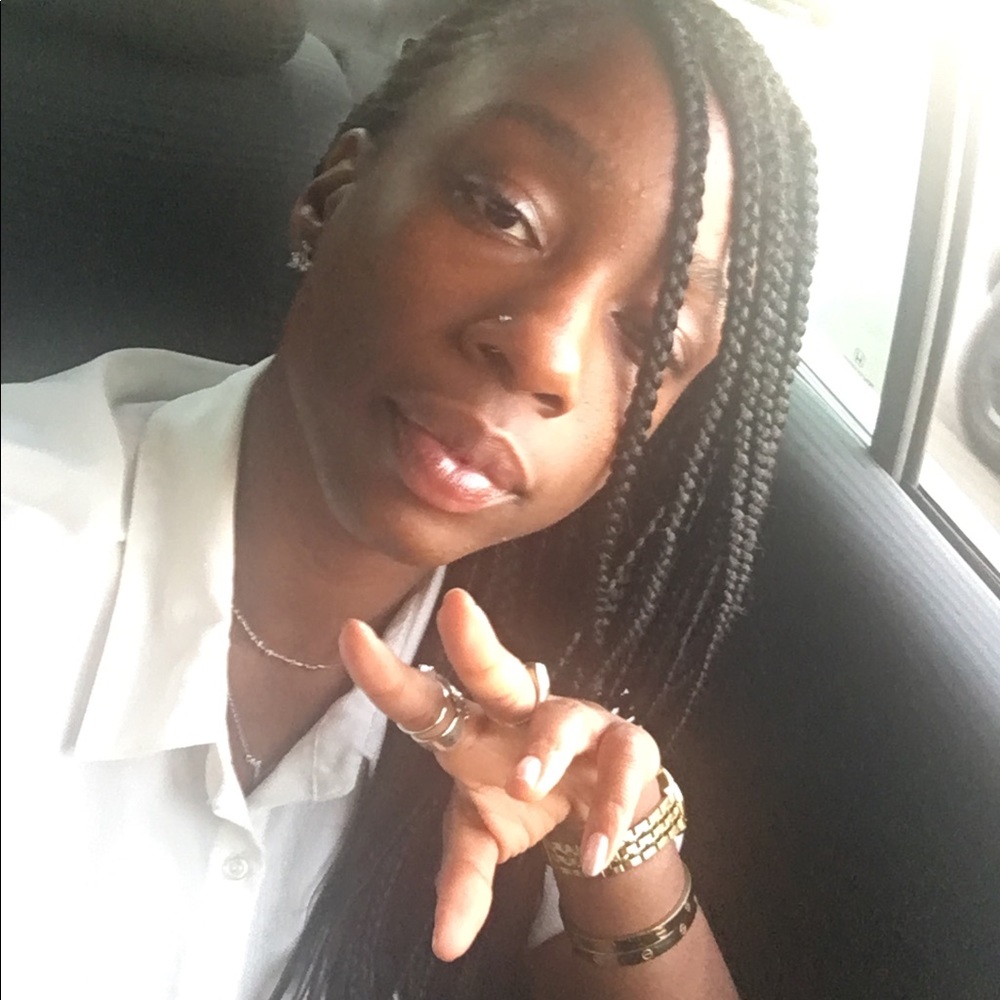 Meet your Posher, Asheea